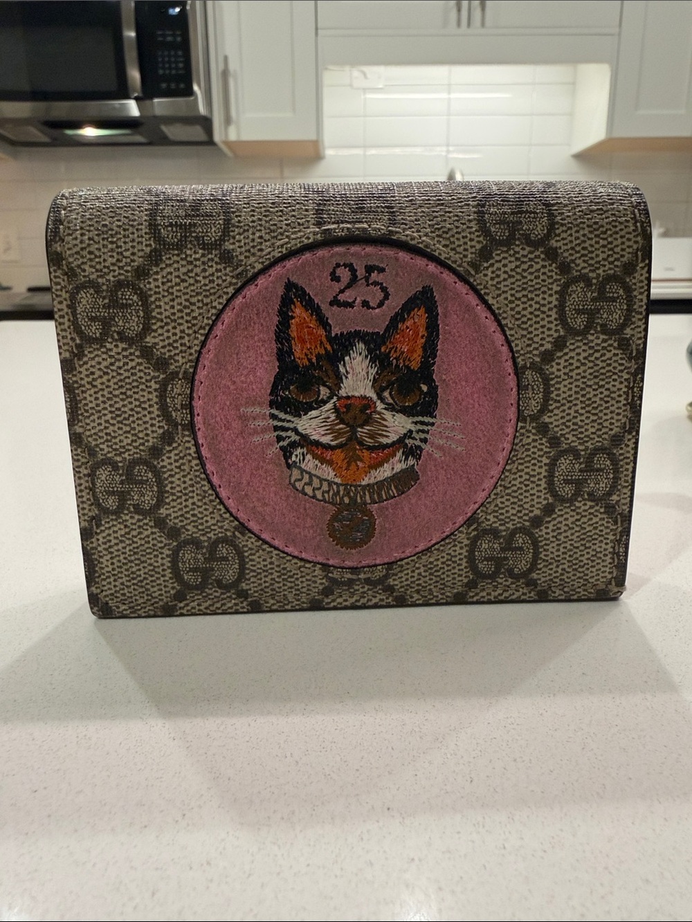 Gucci GG Supreme Motif Cat Pink & Red Print Card Case Wallet Limited Edition